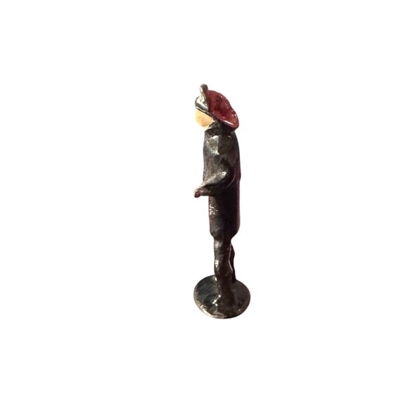 Barclay Manoil Type Lead Figure Fireman With Fire Hose 1950s 1.75" Tall Lead Toy - Picture 4 of 6